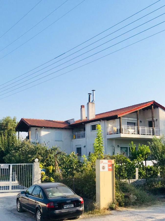 Katerina Rooms Nea Kallikrateia Exterior photo